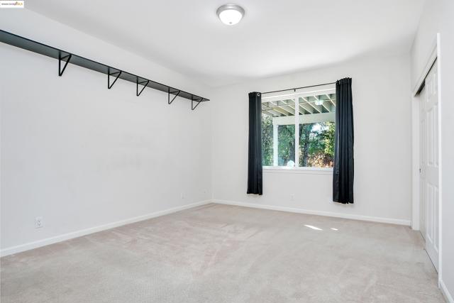 16096 Parkridge Ave, Sonora CA: https://media.crmls.org/mediaz/504632b5-3755-4136-a4bd-5237e0c46316.jpg