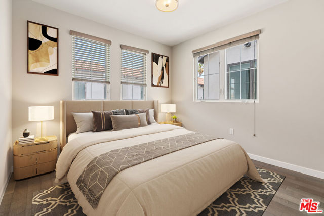 5934 W Luna Parkway, Los Angeles CA: https://media.crmls.org/mediaz/50473b1d-47c1-4264-ad22-9d477ce2bb8f.jpg