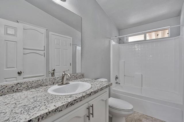 600 E Weddell Drive, Sunnyvale CA: https://media.crmls.org/mediaz/5047d7b1-785f-482b-bfdd-68e5679eedf7.jpg