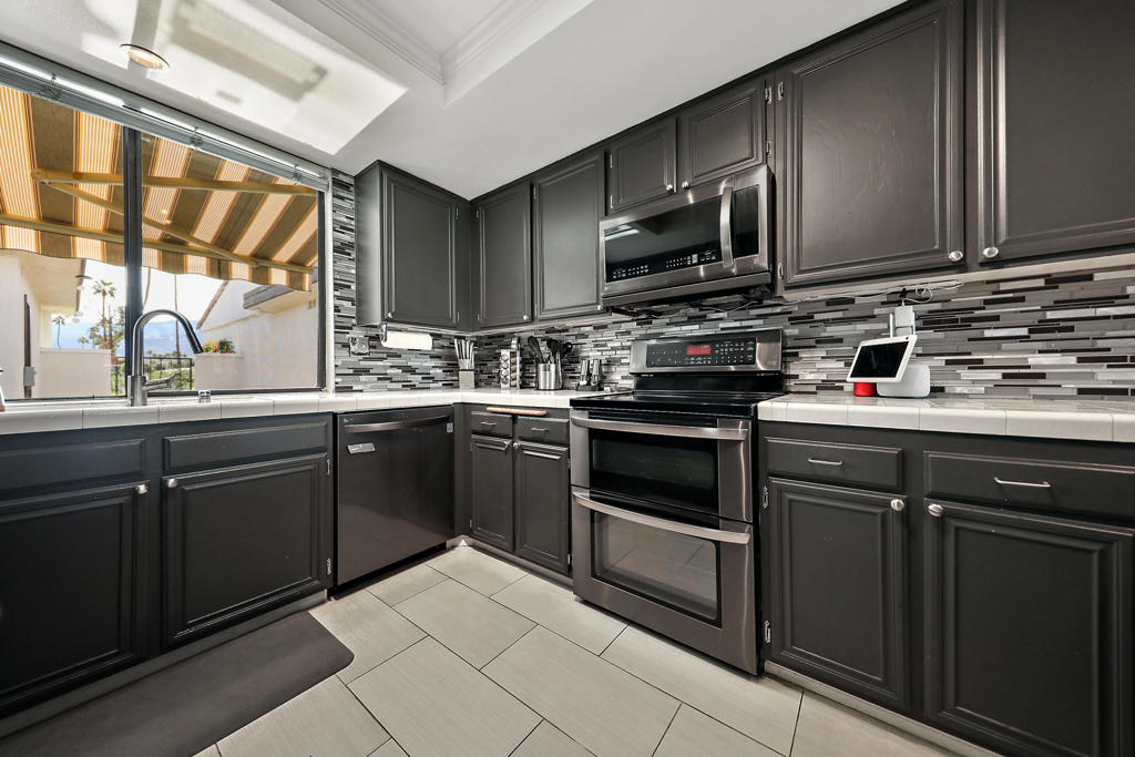 MLS #219139276DA image #17