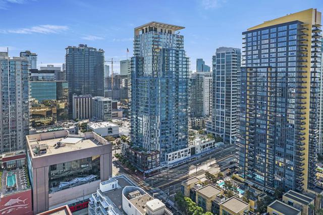 Image 50 of 56 For 1388 Kettner Blvd  1703
