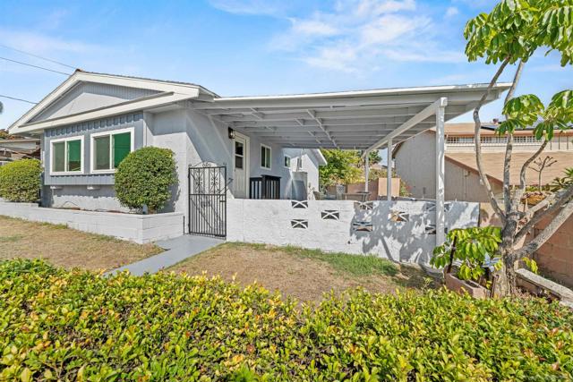2951 MANOS DRIVE, San Diego CA: https://media.crmls.org/mediaz/504922d1-3d3e-4764-aa1e-ba1af482a85c.jpg