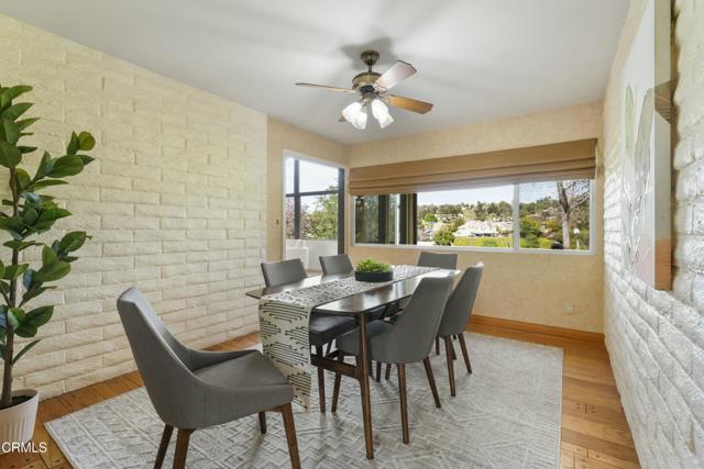 230 Avocado Place, Camarillo CA: https://media.crmls.org/mediaz/504999c7-1de4-4993-9934-1d2aef7fae3e.jpg