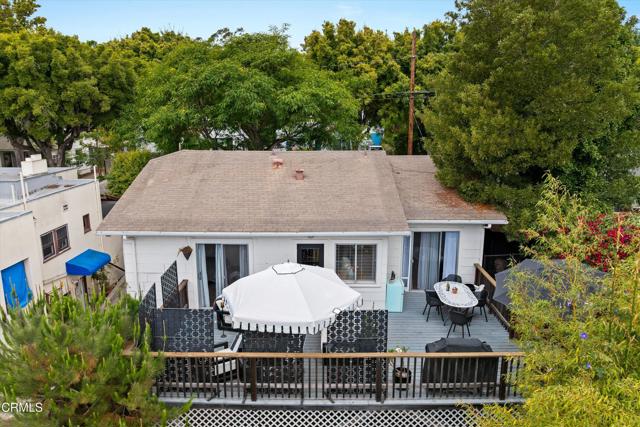 424 E Arrellaga Street, Santa Barbara CA: https://media.crmls.org/mediaz/504cd690-558b-4031-9c2e-e863b942f4c0.jpg