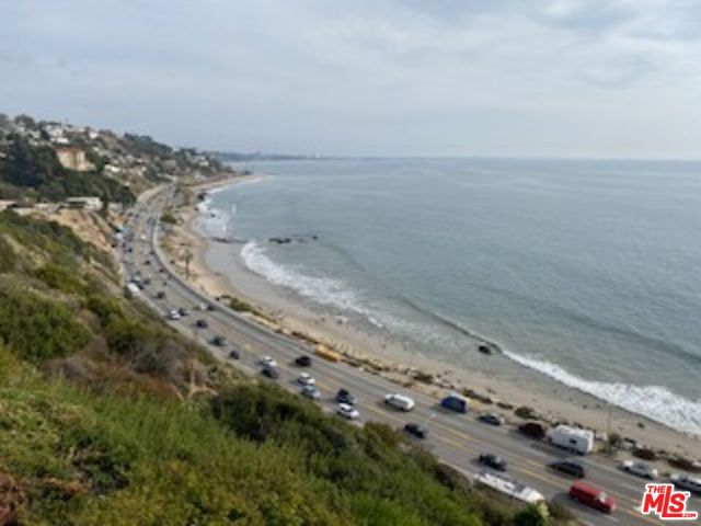 18254 Coastline Drive photo 4