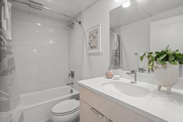 16293 Gellatt Court, Los Gatos CA: https://media.crmls.org/mediaz/504daab0-0254-4a27-8c96-df10d7afc567.jpg