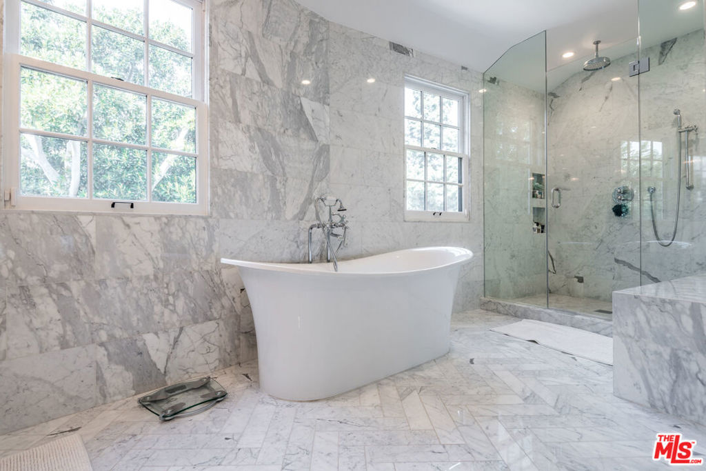 MLS #25549359 image #42