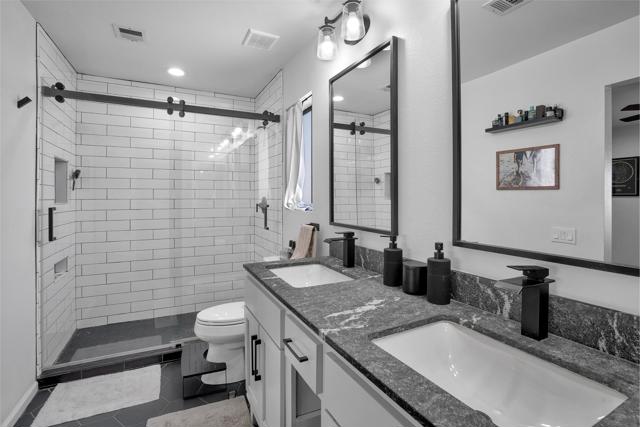42680 Glass Drive, Bermuda Dunes CA: https://media.crmls.org/mediaz/504f1d55-e820-4f93-99a5-4ffebbe6f75a.jpg