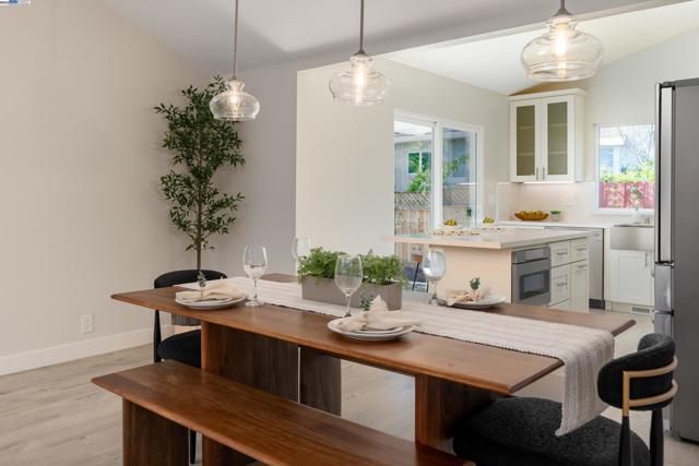 401 Emerson St, Fremont CA: https://media.crmls.org/mediaz/504f529a-ee4d-4db3-a42e-ecdb3db37af2.jpg