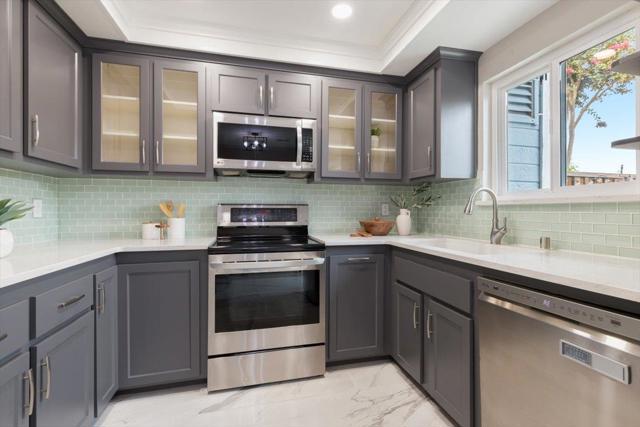 414 S Buena Vista Avenue, San Jose CA: https://media.crmls.org/mediaz/505023b9-4b12-4aee-a288-0abf37f389d1.jpg