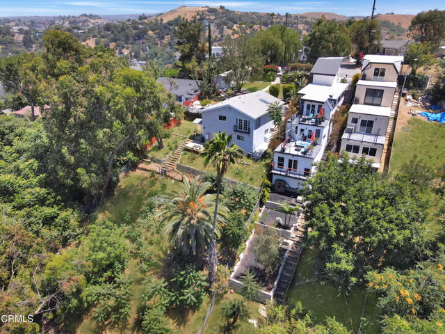 4255 Raynol Street, Los Angeles CA: https://media.crmls.org/mediaz/5050330c-8208-4708-b7b9-7b4f0ddc7672.jpg