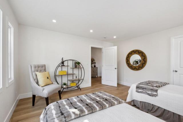 33 Seville Way, San Mateo CA: https://media.crmls.org/mediaz/50503adb-ab3e-4657-8a38-25cd6678ee39.jpg