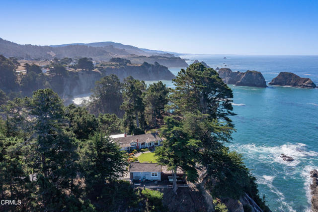 Detail Gallery Image 13 of 72 For 5420 S Highway 1, Elk,  CA 95432 - 2 Beds | 3 Baths