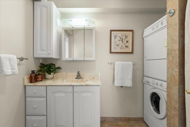 117 Moore Creek Road, Santa Cruz CA: https://media.crmls.org/mediaz/50518081-65b4-4133-a5f7-0c2f2c528448.jpg