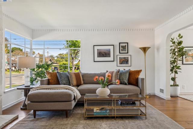 1630 Dayton Ave, Alameda CA: https://media.crmls.org/mediaz/5051eafb-57d5-4387-8413-428b126eb4f0.jpg