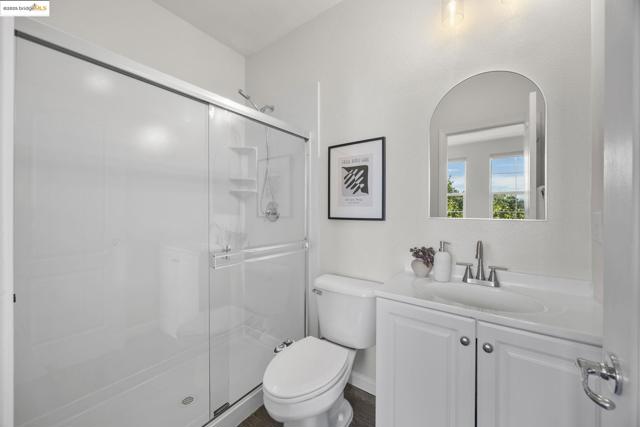 8892 Bellina Commons, Dublin CA: https://media.crmls.org/mediaz/505223c3-132b-473c-8796-d9b3c135484e.jpg