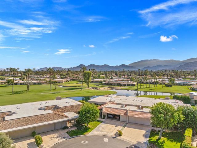 6 Barnard Court, Rancho Mirage CA: https://media.crmls.org/mediaz/5052fd69-0060-471b-ad8f-b1e90418a0d0.jpg