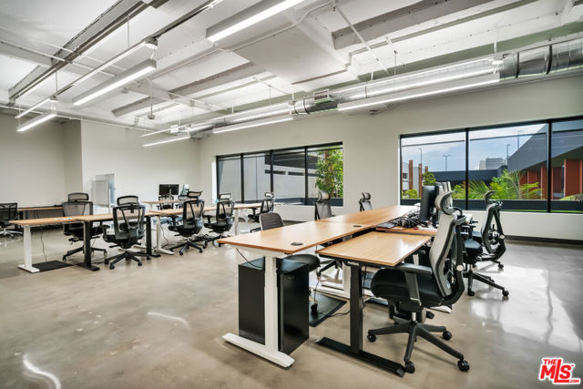  Commercial for Sale in El Segundo, California