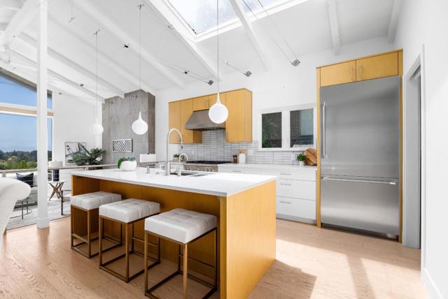 230 Thunderbird Drive, Aptos CA: https://media.crmls.org/mediaz/50556638-2608-4945-a31d-bf78d1d03d04.jpg