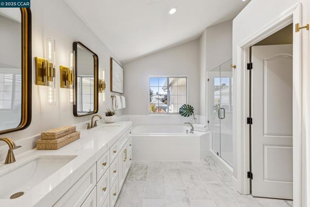 24 Volterra Ct, Danville CA: https://media.crmls.org/mediaz/505805c0-cf6f-4ed9-abe8-a50b4136e433.jpg