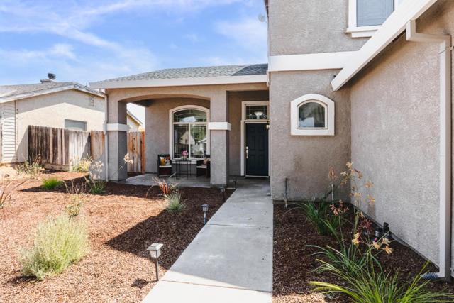140 Johnson Street, Wheatland CA: https://media.crmls.org/mediaz/5058d376-508c-4dd2-a95c-098b75a0bd14.jpg
