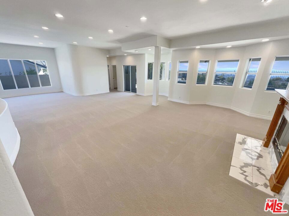 MLS #25505603 image #18