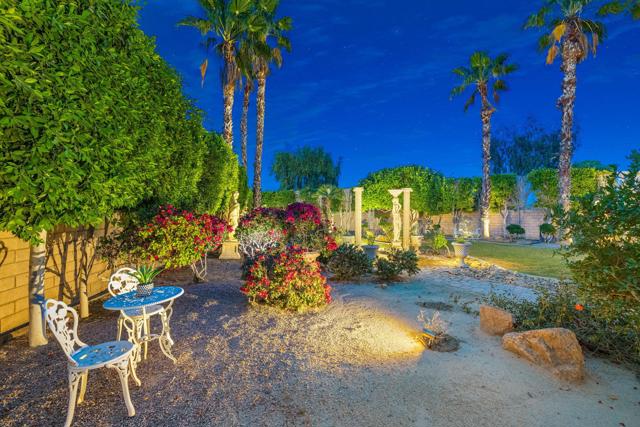 52540 Vino, La Quinta CA: https://media.crmls.org/mediaz/5059b22e-eef7-4e7b-83a2-5b1f9c058421.jpg