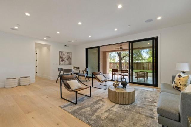 18061 Saratoga Los Gatos Road, Monte Sereno CA: https://media.crmls.org/mediaz/505a56d5-d2b6-46ff-b916-36af3bd21225.jpg