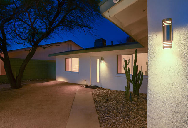 66792 Hacienda Avenue, Desert Hot Springs CA: https://media.crmls.org/mediaz/505a9573-cce3-48ec-ba73-c3b0a8d9455e.jpg