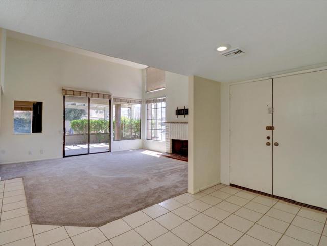 35738 Calle Montigo, Cathedral City CA: https://media.crmls.org/mediaz/505a9d89-6d31-4d11-8f5a-73eb4725a915.jpg