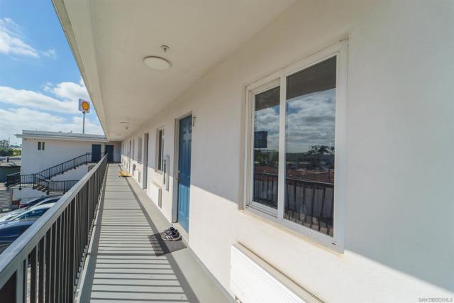 Image 12 of 19 For 1315 Morena Blvd