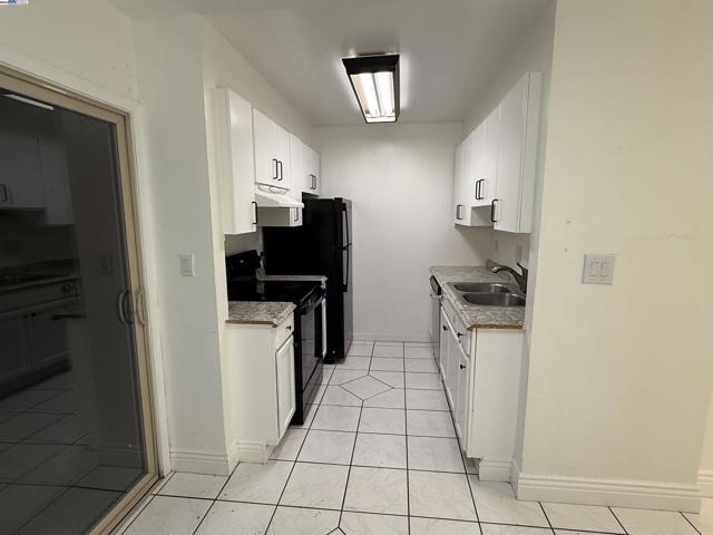 38623 Cherry Ln, Fremont CA: https://media.crmls.org/mediaz/505bd97f-e0a0-4d96-9dbd-3483e85d43c4.jpg