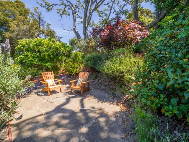 609 Encino Drive, Aptos CA: https://media.crmls.org/mediaz/505cf647-8edd-4607-a133-e7e1da5859f5.jpg