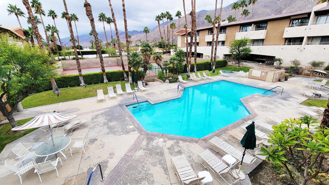 Image 39 of 46 For 467 Calle El Segundo  D20