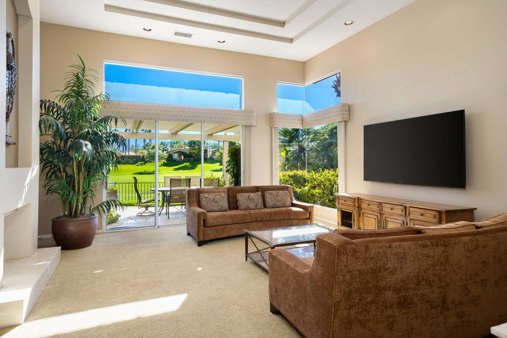 MLS #219138737DA image #2