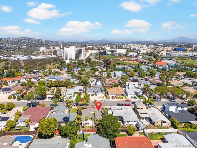 5370 Redding Rd, San Diego CA: https://media.crmls.org/mediaz/505e08e4-d06c-4043-8812-242d2a453544.jpg