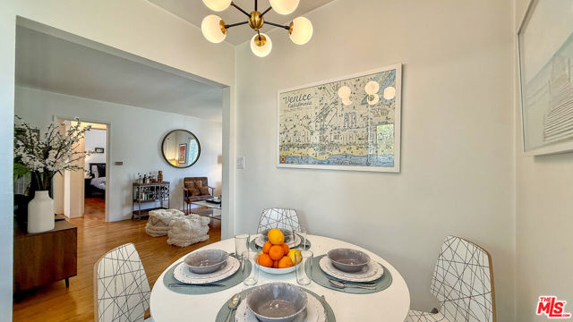 2403 Ocean Avenue, Venice CA: https://media.crmls.org/mediaz/505f7a18-223d-4bdd-ab54-dbfc8908f177.jpg