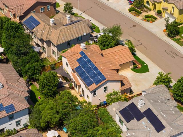 1726 BLUE WATER LANE, San Marcos CA: https://media.crmls.org/mediaz/505f9270-d62a-48b0-8e05-42d4af7e5a24.jpg