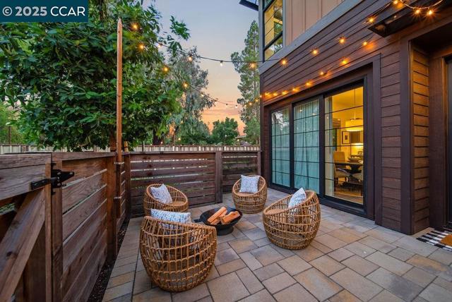 44 Analisa Ln, Walnut Creek CA: https://media.crmls.org/mediaz/5060ce06-a679-4573-a1ff-7d0e7b0ca8cd.jpg
