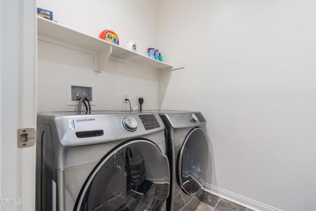 Detail Gallery Image 20 of 33 For 344 Campbell Ct, Santa Paula,  CA 93060 - 3 Beds | 2/1 Baths