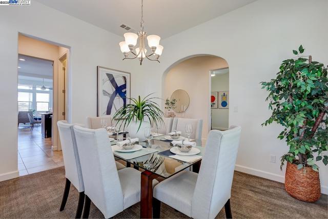1440 Riva Trigoso Dr, Manteca CA: https://media.crmls.org/mediaz/5061cfe0-5f60-4e0e-bf68-b5756effa4ce.jpg