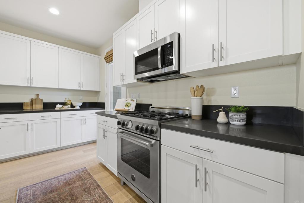 1566 Vista Del Mar Way - photo 10