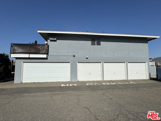 235 S Delano Street, Anaheim CA: https://media.crmls.org/mediaz/5062bf98-124c-4b44-8964-c3aa9590c035.jpg