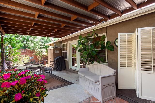 8420 Porter Hill Terrace, La Mesa CA: https://media.crmls.org/mediaz/5062db2c-d3f0-4d2e-b842-a8a0e1c95d34.jpg