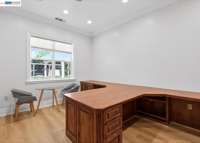 Image 36 of 60 For 920 Happy Valley Rd