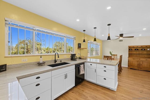 12220 Valhalla Drive, Lakeside CA: https://media.crmls.org/mediaz/50636580-470f-4683-a376-cd75ea7995df.jpg