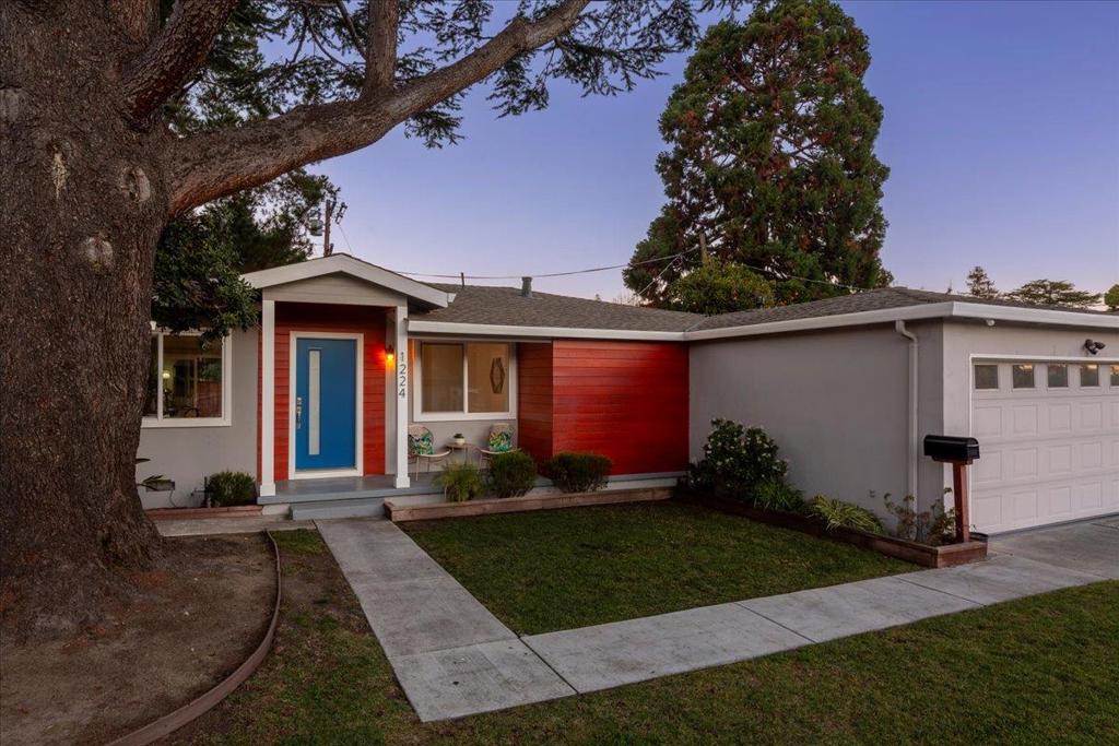 1224 Meadowlark Avenue