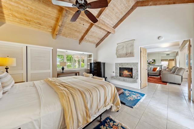 343 Forest Hills Drive, Rancho Mirage CA: https://media.crmls.org/mediaz/5064f878-b882-449c-ac8d-4a8eb8768161.jpg