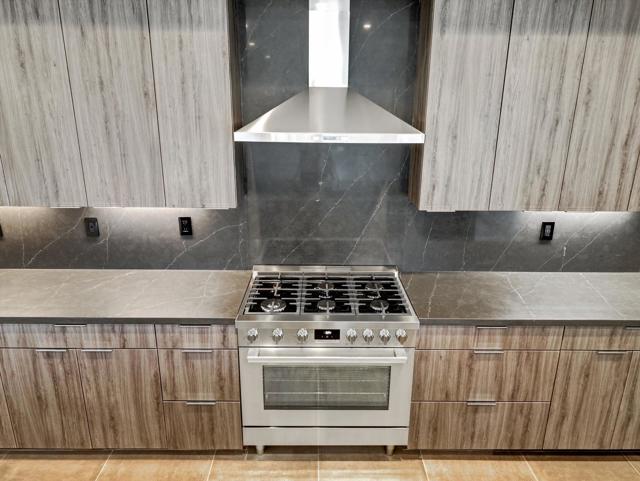 766 Obsidian Loop E E Loop, Palm Springs CA: https://media.crmls.org/mediaz/506706a5-5d7e-438a-9e30-cd4f43715a57.jpg