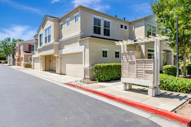 828 Monarch Lane, San Jose CA: https://media.crmls.org/mediaz/50678395-1d41-4350-a2fb-b13fd864ff8a.jpg
